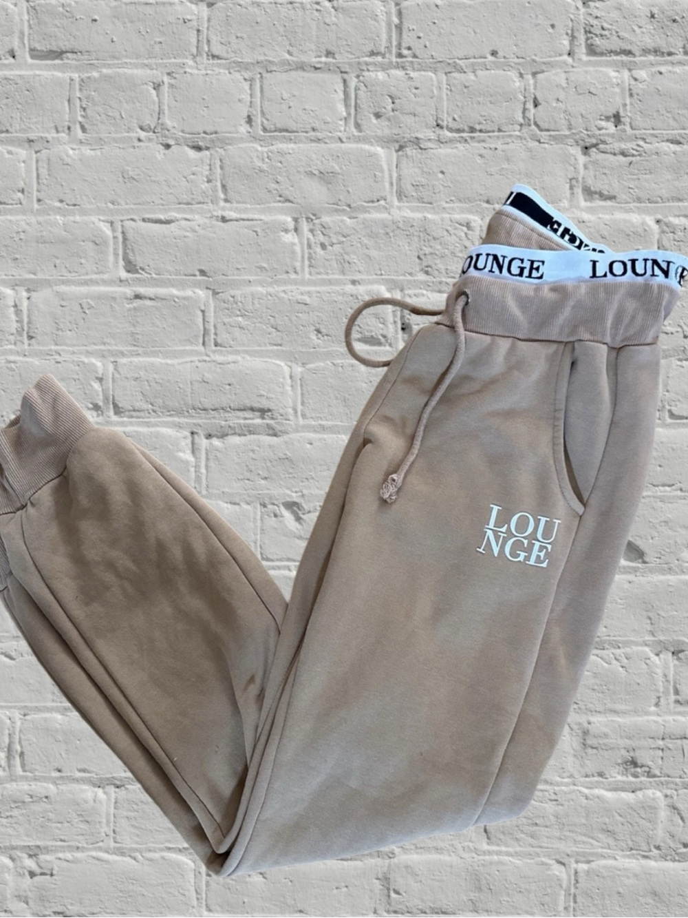 LOUNGE APPAREL TAN SWEATPANTS JOGGERS MEDIUM